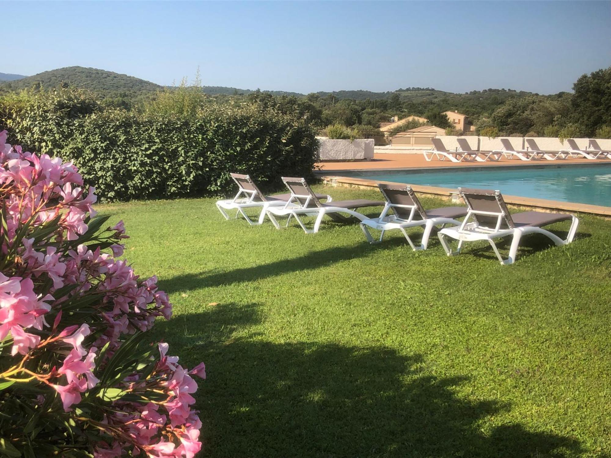 Апартаменты Les Terrasses Du Ventoux Mollans-sur-Ouveze Экстерьер фото